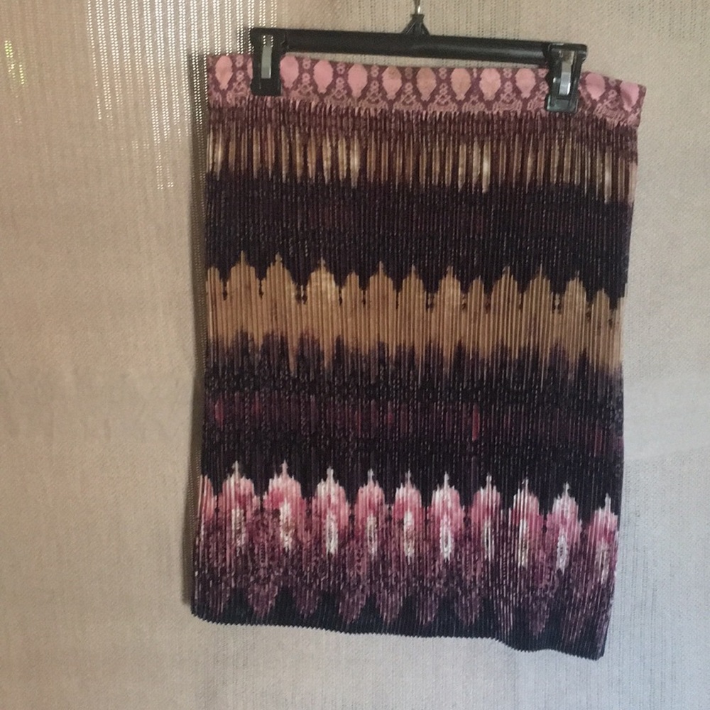 Antonio Melani skirt.